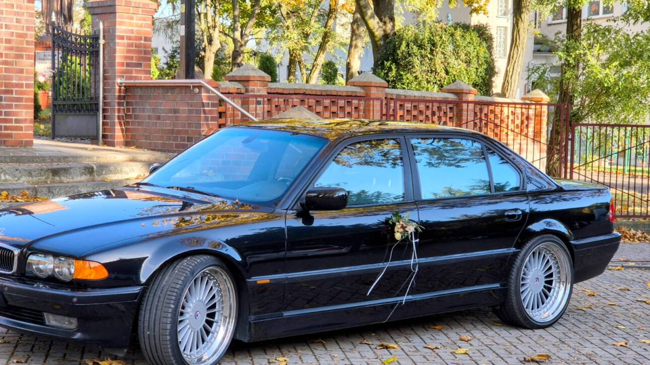 E38 750iL – limuzyna V12